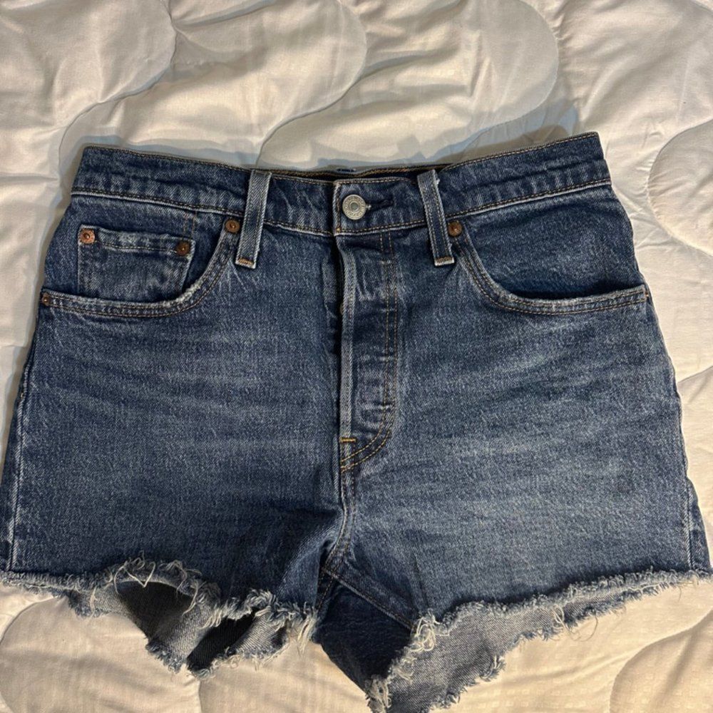 Levis 501 Denim Shorts for Women Waist 28 inches